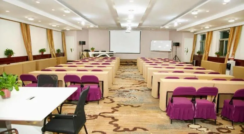 7 Days Premium Hohhot Hailiang Square