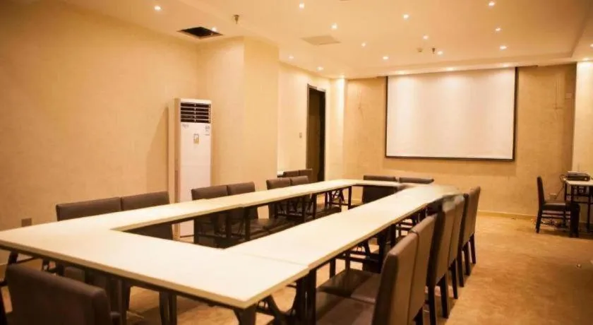 Lavande Hotel Yantai Train Station Branch