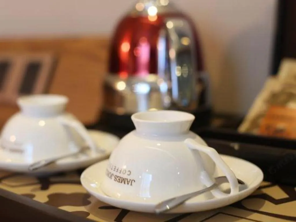 James Joyce Coffetel Wuxi Taihu Square Subway Station Branch