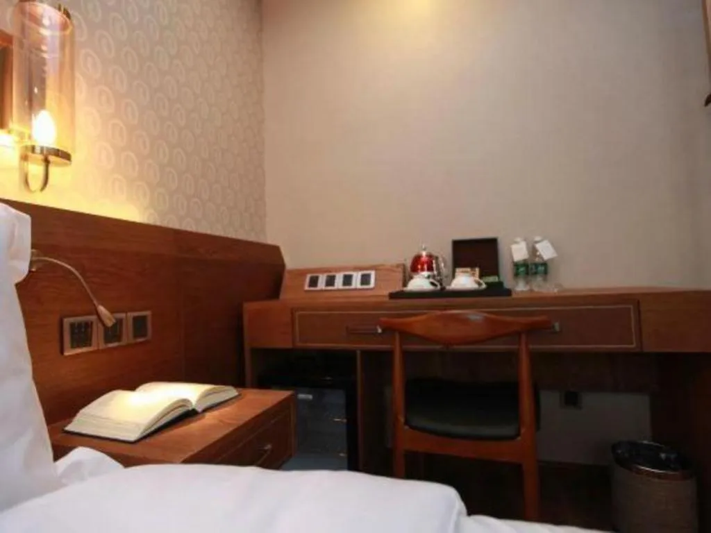 Bed in James Joyce Coffetel Wuxi Taihu Square Subway Station Branch