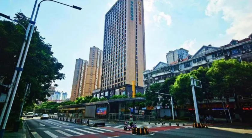 Lavande Hotel Yichang Railway East Station Branch
