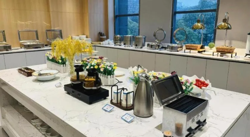 Lavande Hotel Yichang Railway East Station Branch