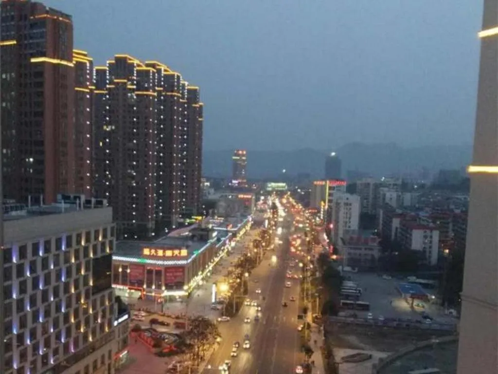 Lavande Hotel Yichang Railway East Station Branch