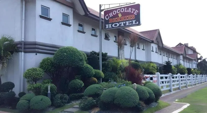 Chocolate and Berries Hotel