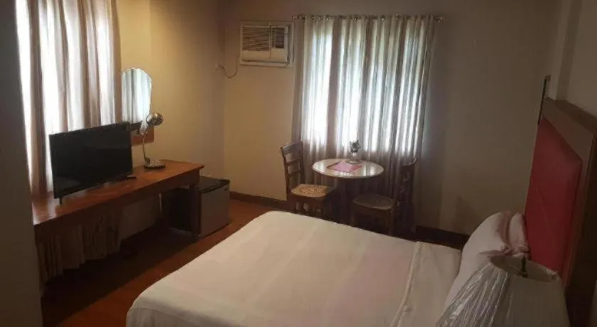 Bed in Chocolate and Berries Hotel