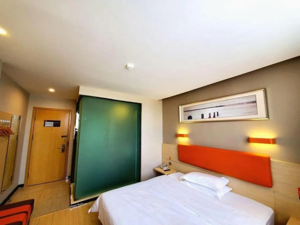 Bed in 7 Days Premium Shihezi Youxie Plaza Jun Ken Museum