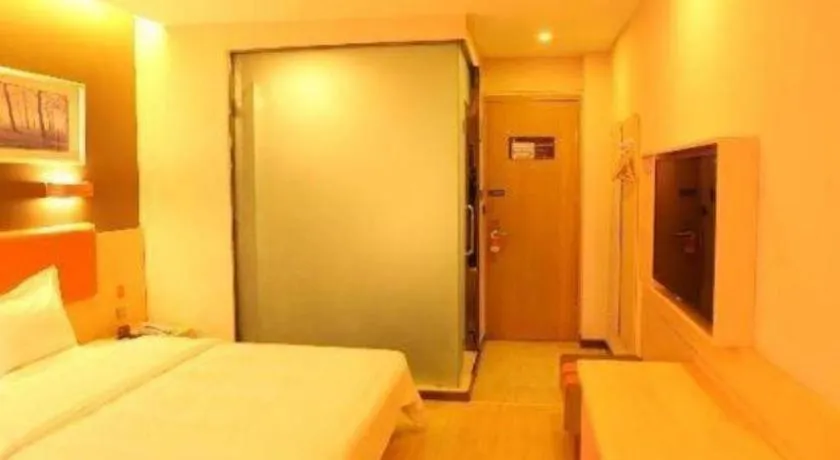 Bed in 7 Days Premium Shihezi Youxie Plaza Jun Ken Museum