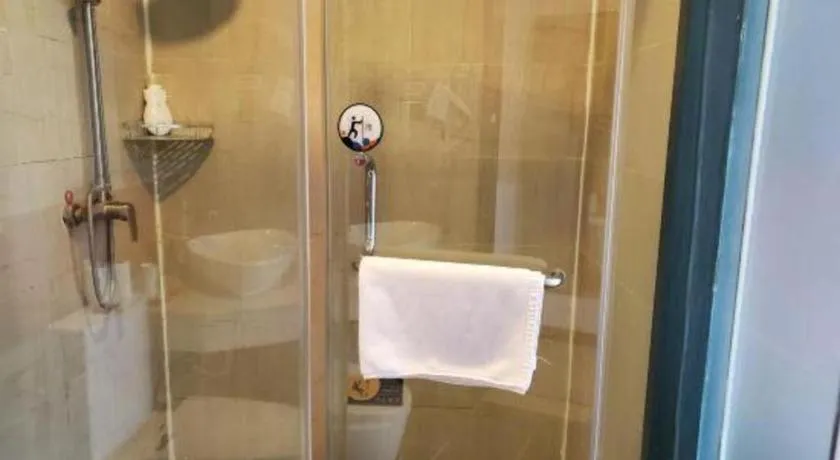 7 Days Premium Shihezi Youxie Plaza Jun Ken Museum