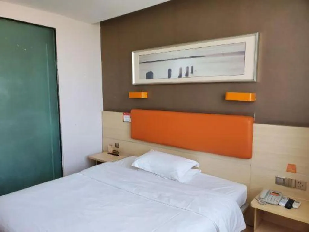 Bed in 7 Days Premium Shihezi Youxie Plaza Jun Ken Museum