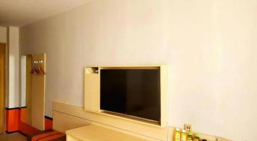 7 Days Premium Shihezi Youxie Plaza Jun Ken Museum