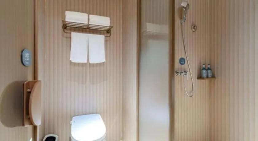 7 Days Premium Shihezi Youxie Plaza Jun Ken Museum