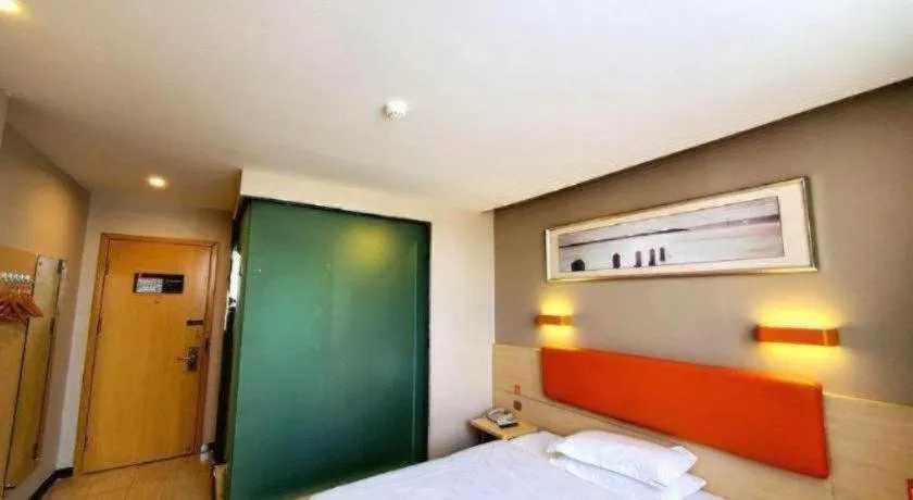 Bed in 7 Days Premium Shihezi Youxie Plaza Jun Ken Museum