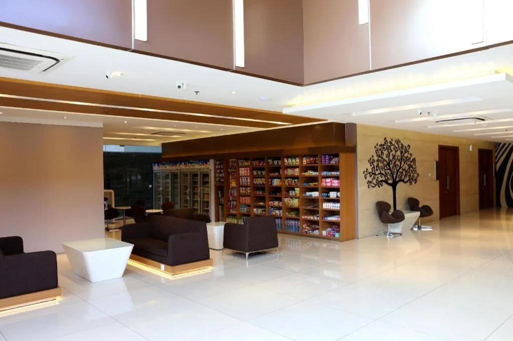 Grand Citihub Hotel @Kajoetangan