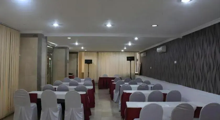 Grand Hotel Surabaya Grand Hotel Surabaya