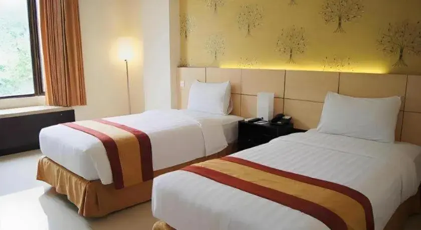 Bed in Grand Hotel Surabaya Bed in Grand Hotel Surabaya