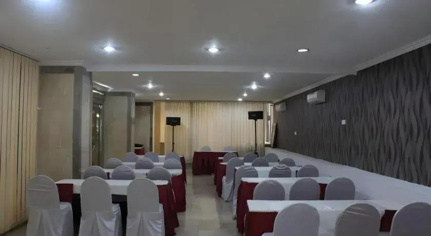 Grand Hotel Surabaya Grand Hotel Surabaya