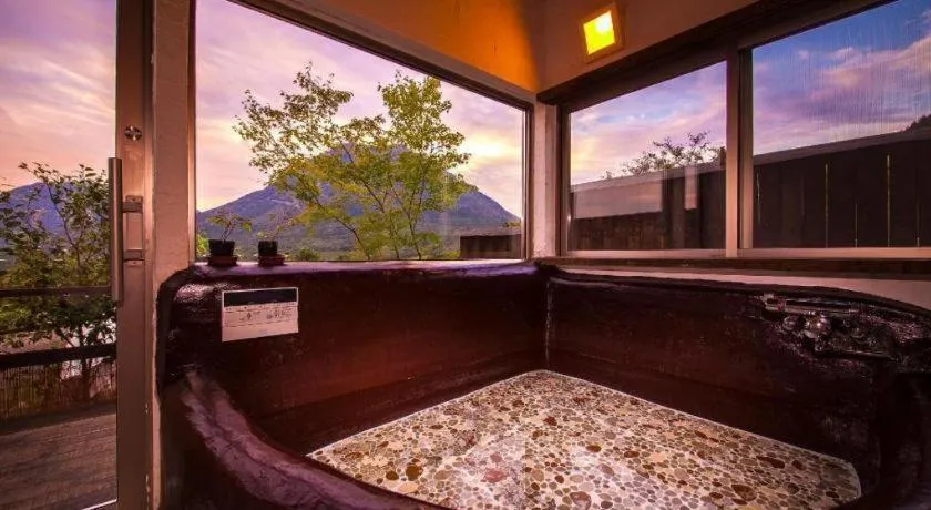 Yufuin Tsukahara Villa ERINA