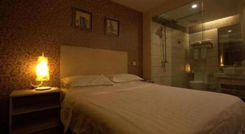 Bed in Pankun Business Hotel