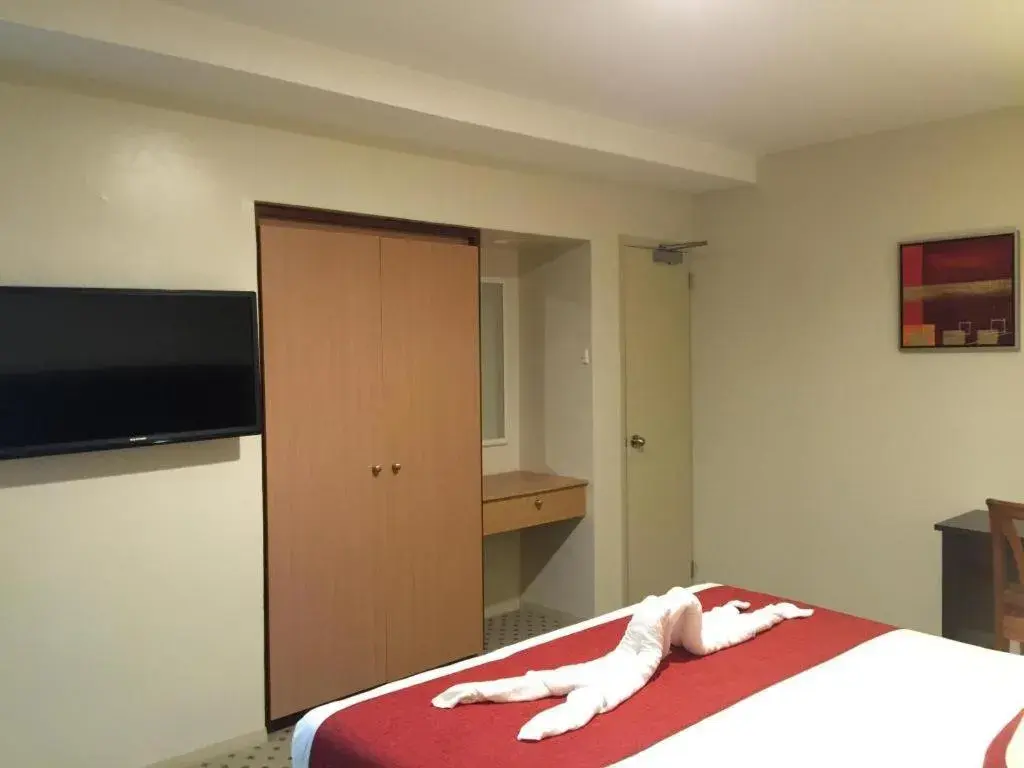 Bed in Victoria Palms Hotel Bed in Victoria Palms Hotel