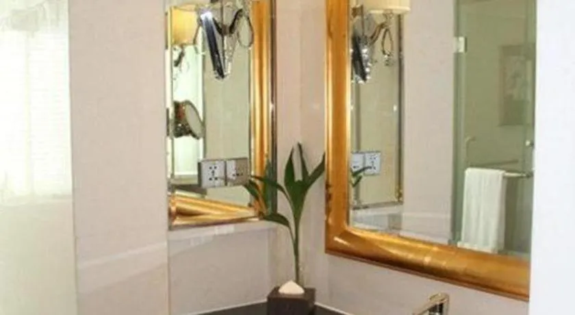 Tongxiang Inspirock Hotel