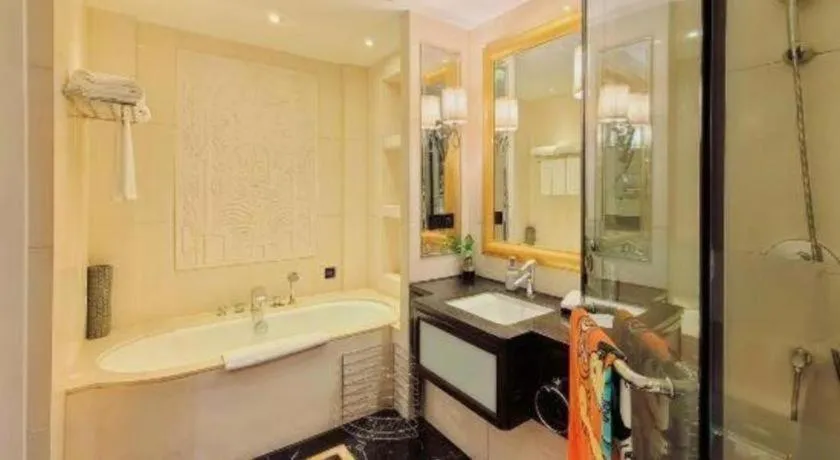 Tongxiang Inspirock Hotel