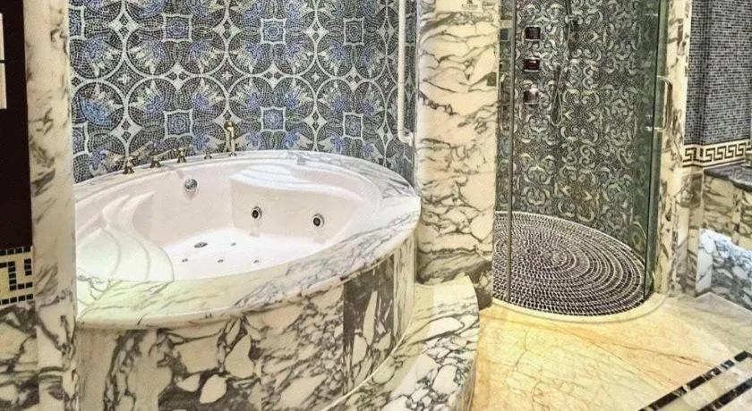 Tongxiang Inspirock Hotel