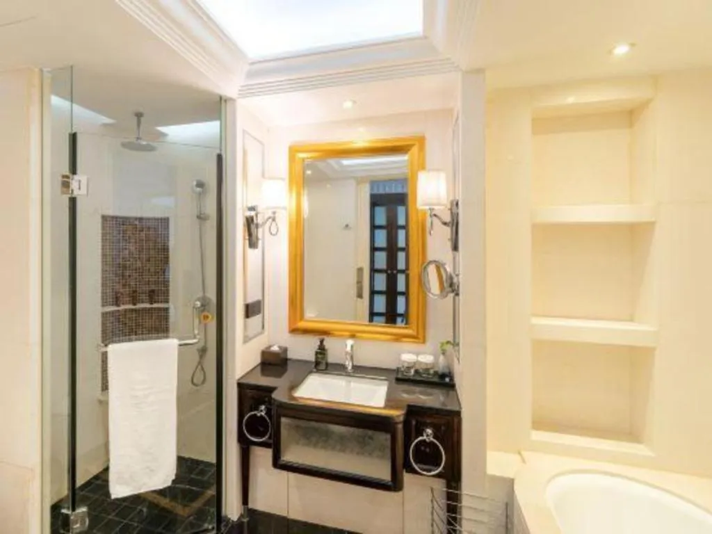 Tongxiang Inspirock Hotel