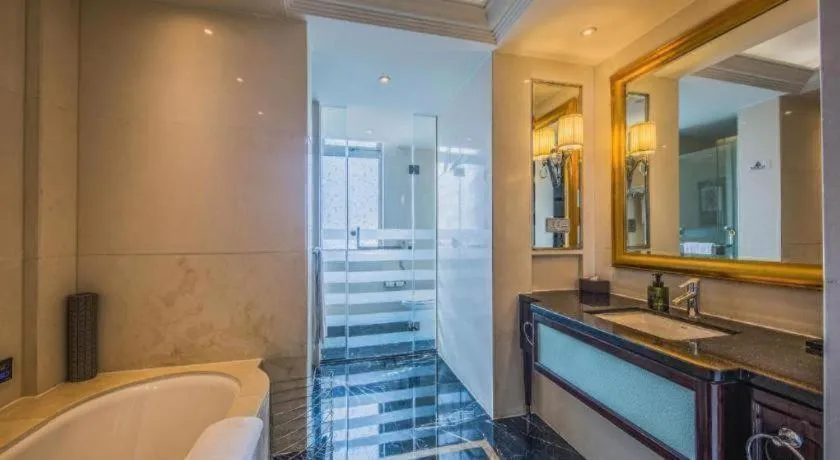 Tongxiang Inspirock Hotel