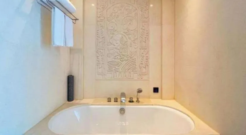 Tongxiang Inspirock Hotel