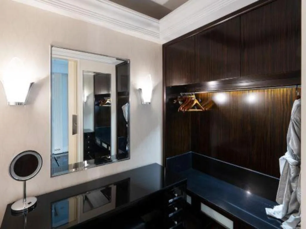 Tongxiang Inspirock Hotel