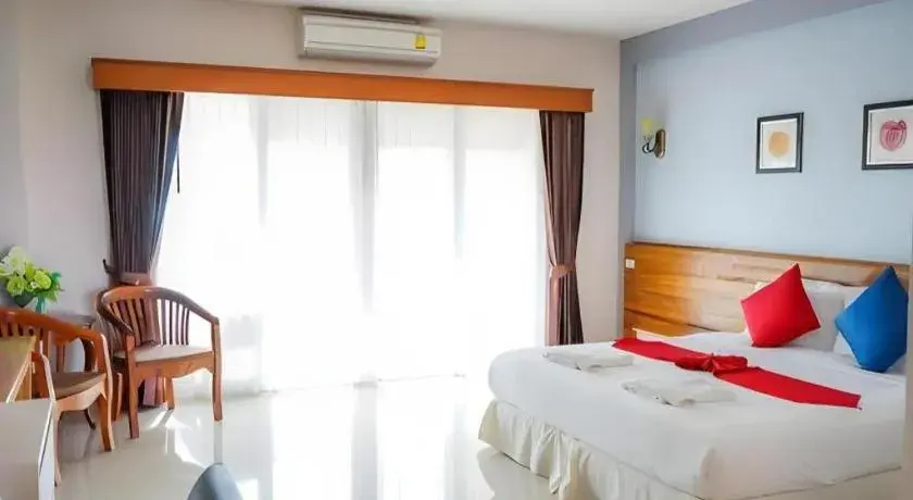 Bed in Royal Hill Satun Hotel Bed in Royal Hill Satun Hotel