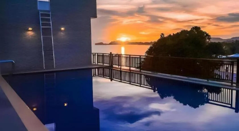 Royal Hill Satun Hotel