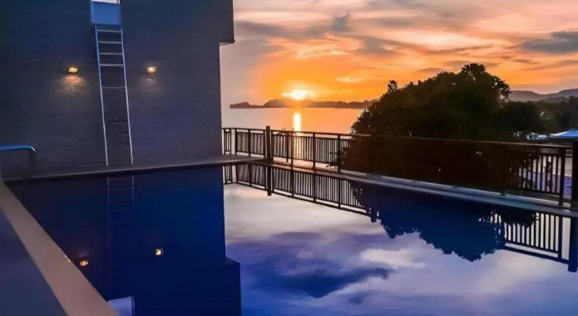 Royal Hill Satun Hotel