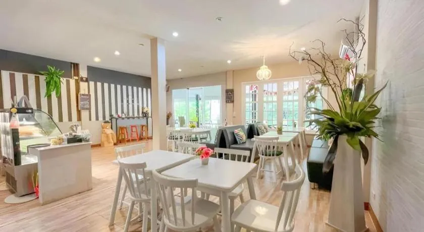 Royal Hill Satun Hotel