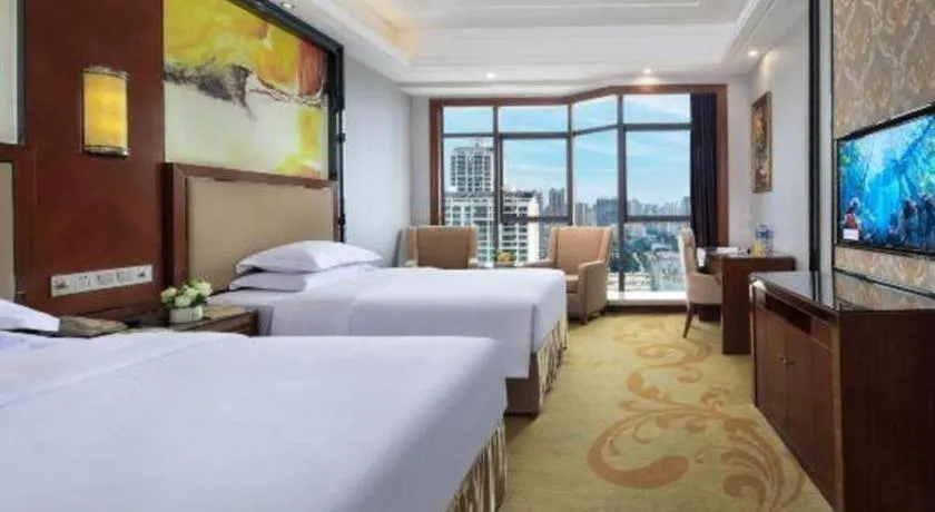 Bed in Vienna International Hotel Nanning Railway Station Mingxiu Road Metro Station