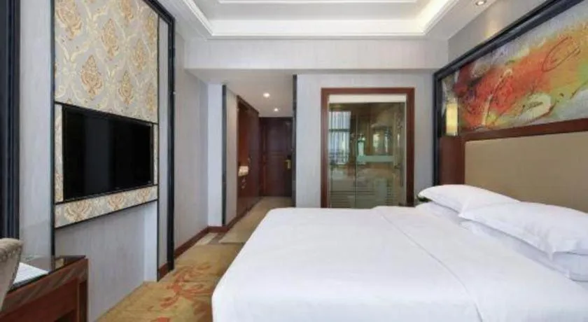 Bed in Vienna International Hotel Nanning Railway Station Mingxiu Road Metro Station