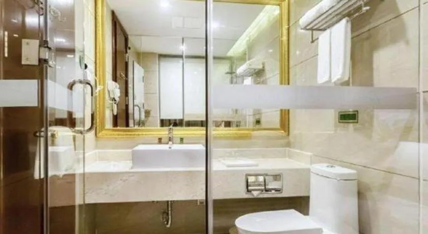 Vienna International Hotel Nanning Railway Station Mingxiu Road Metro Station