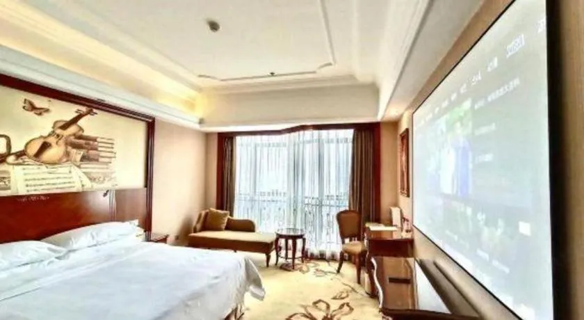 Bed in Vienna International Hotel Nanning Railway Station Mingxiu Road Metro Station