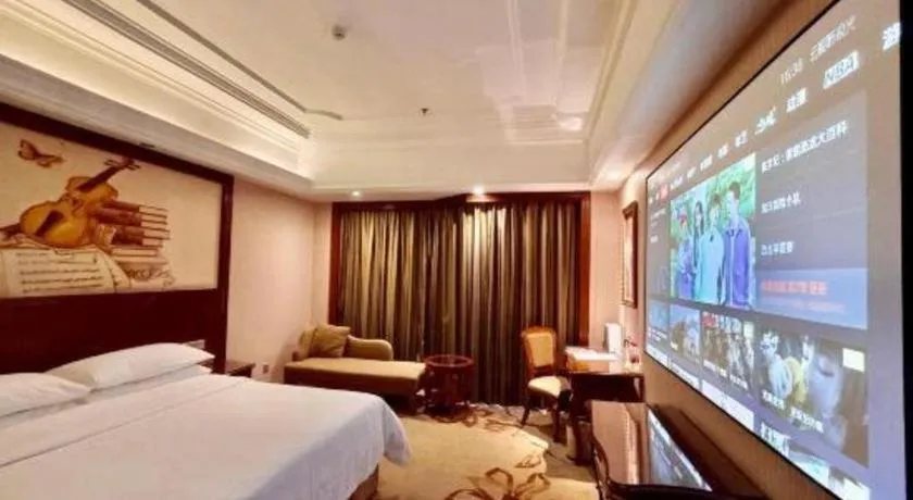 Bed in Vienna International Hotel Nanning Railway Station Mingxiu Road Metro Station