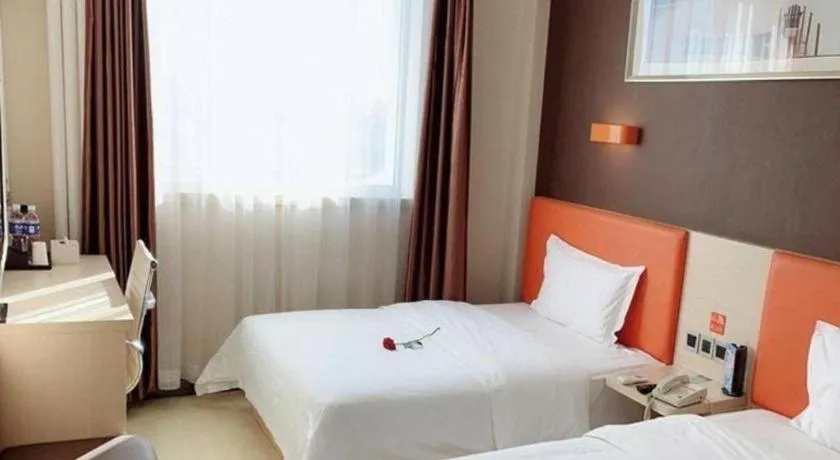 Bed in 7 Days Premium Beijing Dabaotai Metro Station Luhua Road