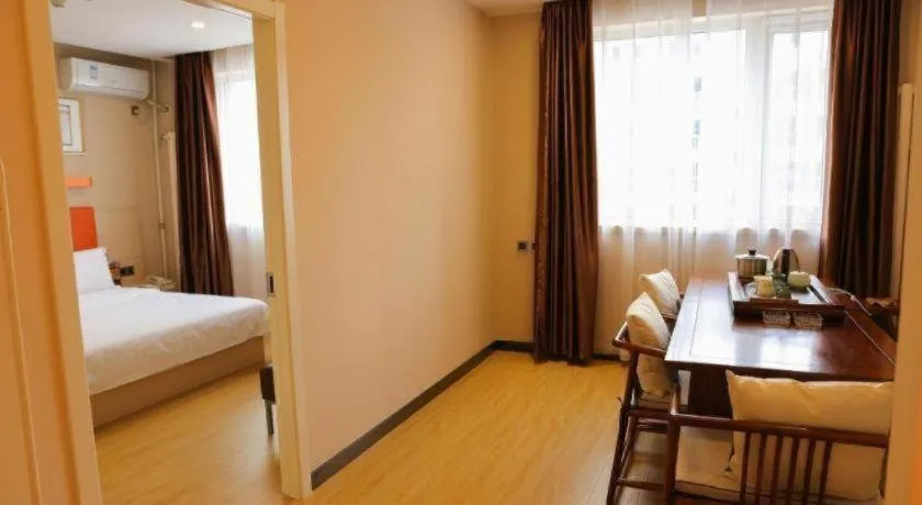 Bed in 7 Days Premium Beijing Dabaotai Metro Station Luhua Road