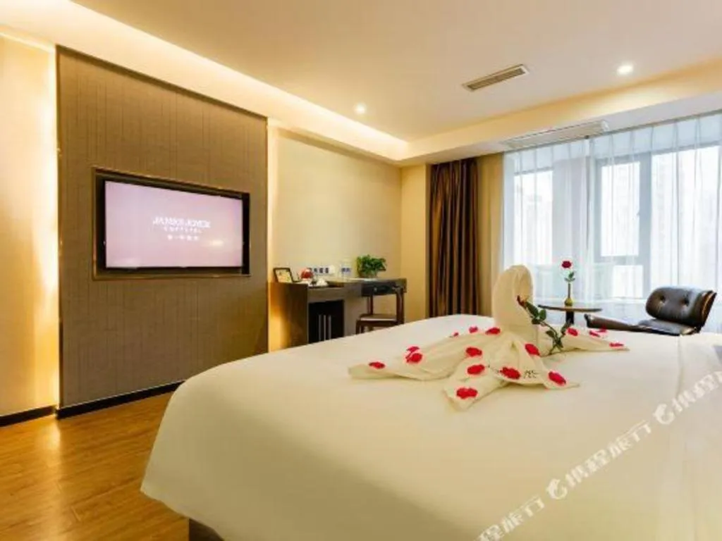 Bed in James Joyce Coffetel Chengdu Jianshe Road Dongjiao Jiyi Square
