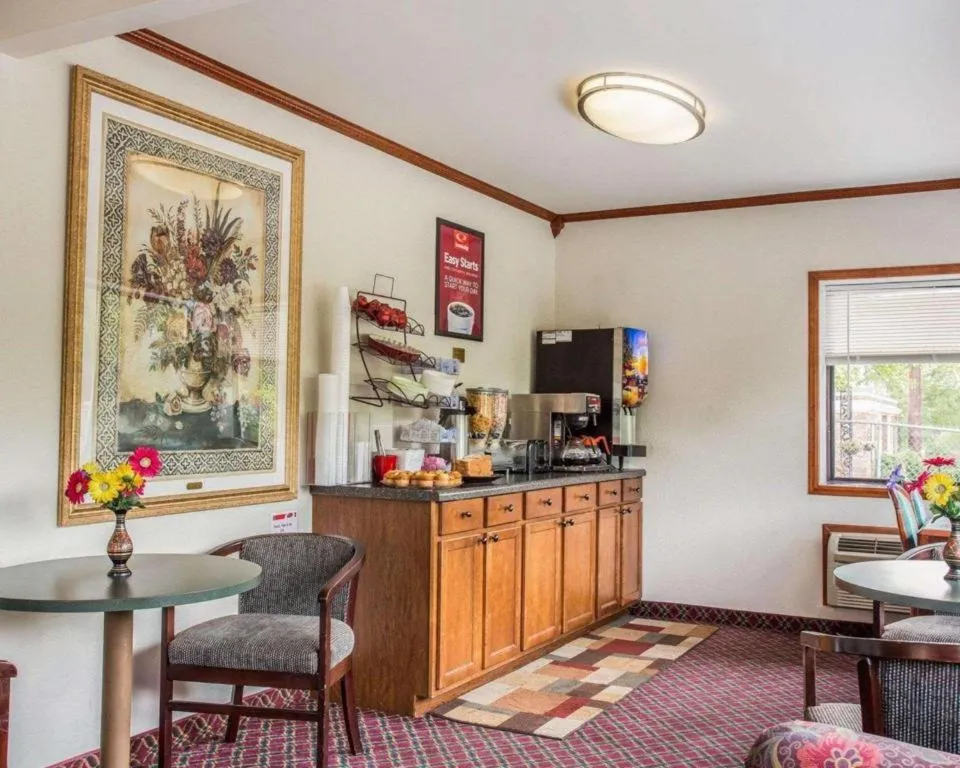 Econo Lodge Columbia Fort Jackson