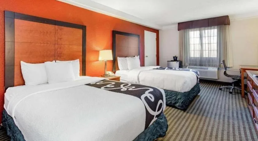 Bed in Chicago O'Hare Airport