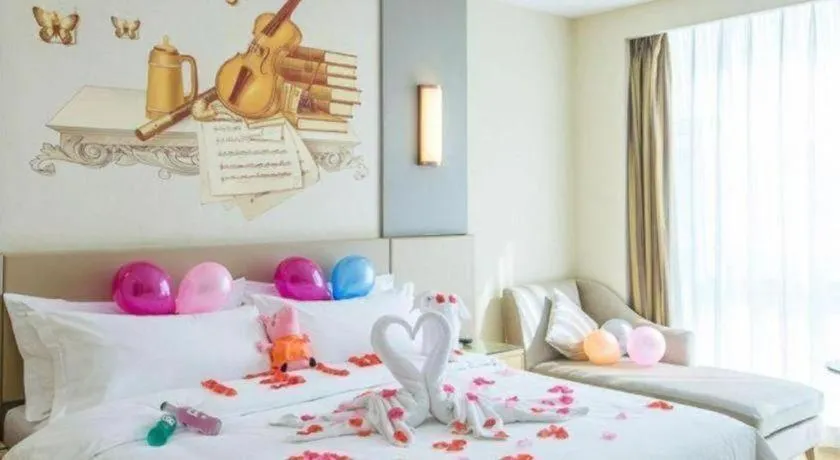 Bed in Vienna International Hotel Chengdu New International Conference and Exhibition Center Branch