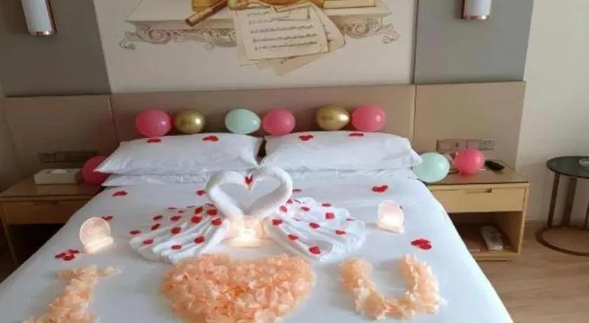 Bed in Vienna International Hotel Chengdu New International Conference and Exhibition Center Branch