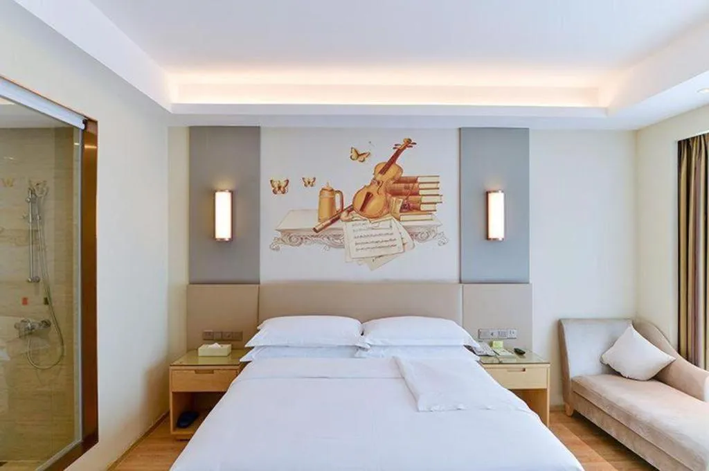 Bed in Vienna International Hotel Chengdu New International Conference and Exhibition Center Branch