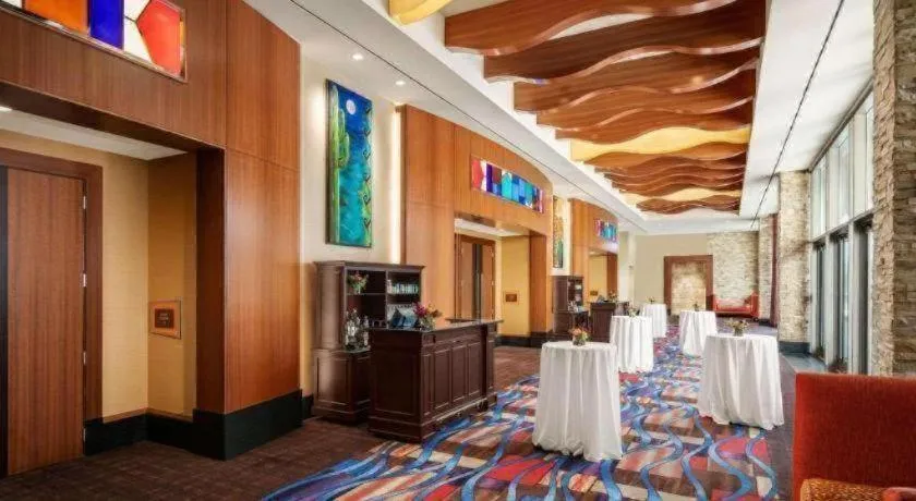 Vee Quiva Hotel & Casino