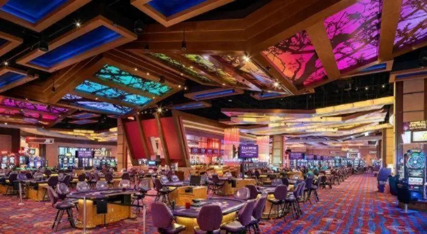 Vee Quiva Hotel & Casino