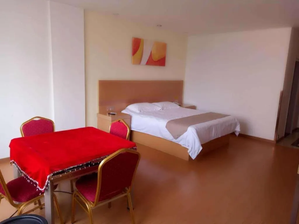 Bed in GreenTree Inn Shangrao Qianshan hekou old town Xinjiang longting shell hotel